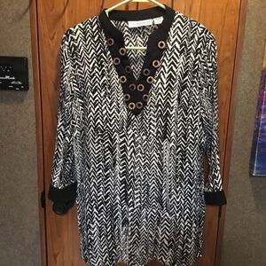 SALE 2/$30 NWOT. Sag Harbor Women’s Size M Black and White  3/4 Sleeve Blouse